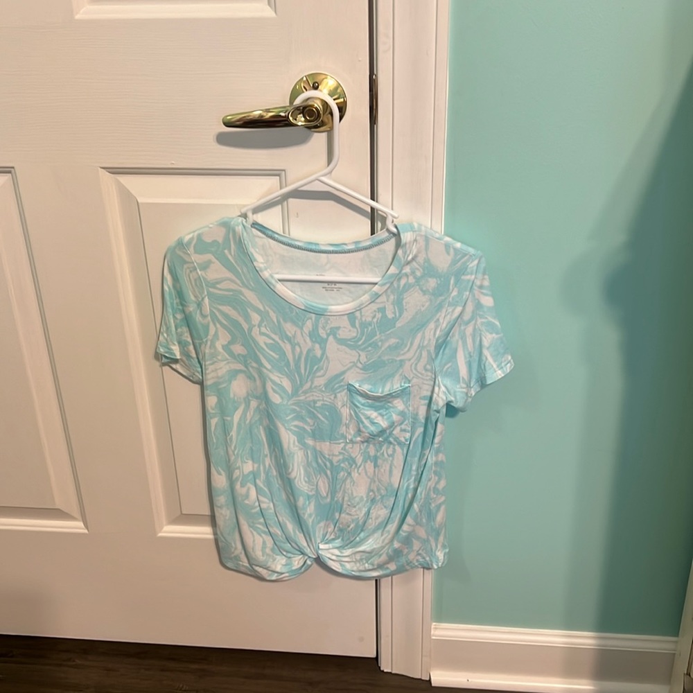 Short sleeve